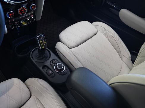 Used 2023 MINI Cooper SE image 21