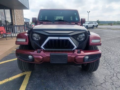 Used 2021 Jeep Wrangler Unlimited Sahara AWD/4WD image 3