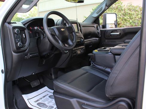 Used 2025 Chevrolet Silverado 3500 W/T w/ WT Convenience Package AWD/4WD image 22