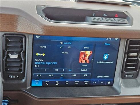 Used 2024 Ford Bronco Outer Banks AWD/4WD image 11