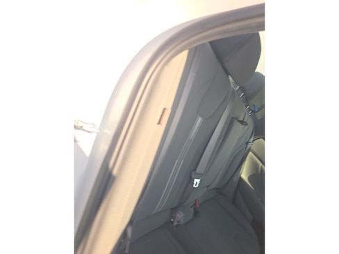 Used 2025 Hyundai Elantra SEL FWD image 9