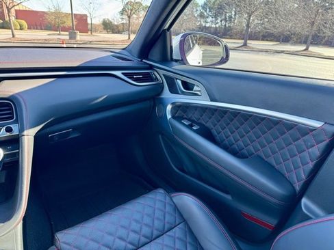 Used 2023 Genesis G70 3.3T w/ Sport Prestige Package image 26