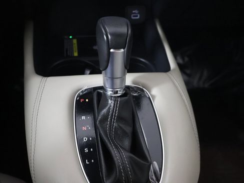 Used 2025 Honda HR-V EX-L image 43