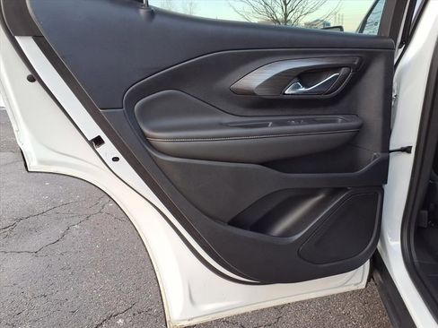 Used 2023 GMC Terrain SLE w/ Elevation Edition image 26