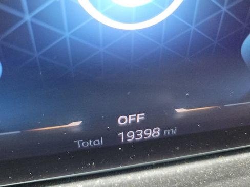 Used 2025 BMW X7 xDrive40i AWD/4WD image 18