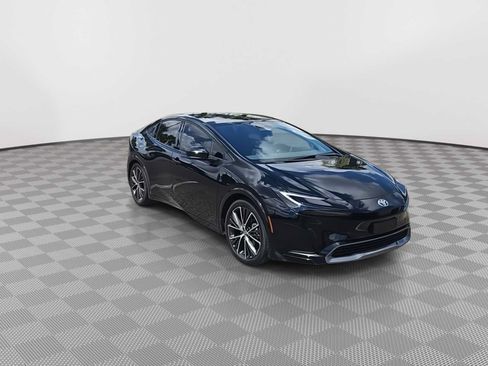 Used 2026 Toyota Prius XLE FWD image 2