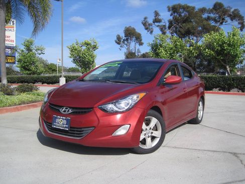 Used 2012 Hyundai Elantra GLS w/ Preferred Pkg 3 FWD image 7