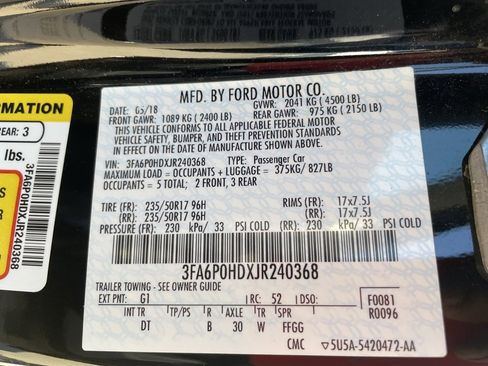 Used 2018 Ford Fusion SE w/ Fusion SE Technology Package image 18