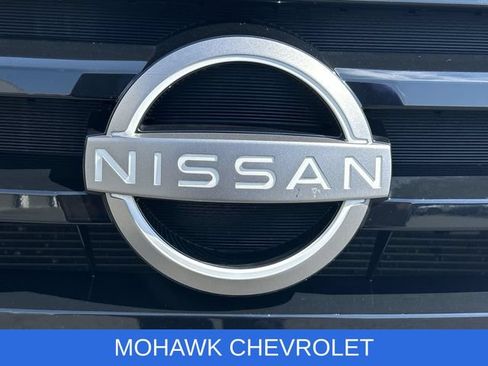 Used 2024 Nissan Pathfinder SL AWD/4WD image 31