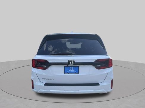 Certified 2025 Honda Odyssey EX-L image 5