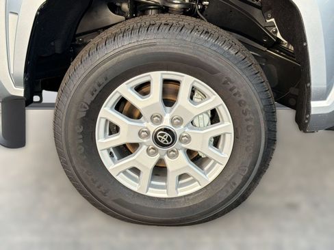 Used 2026 Toyota Tacoma SR5 AWD/4WD image 13