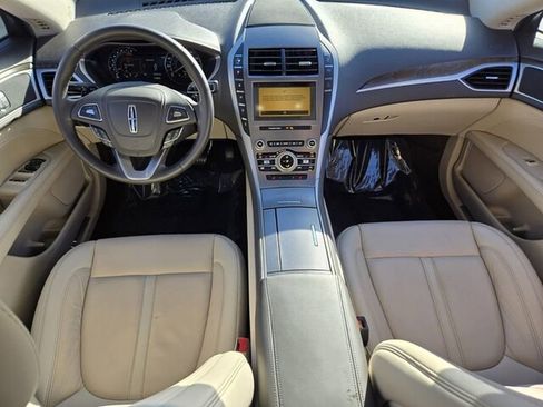 Used 2019 Lincoln MKZ Reserve FWD image 16