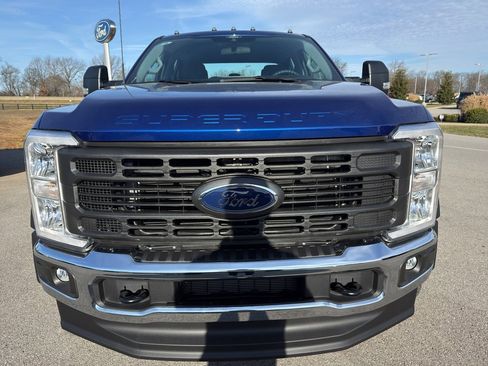 New 2026 Ford F450 XL w/ XL Chrome Package image 2