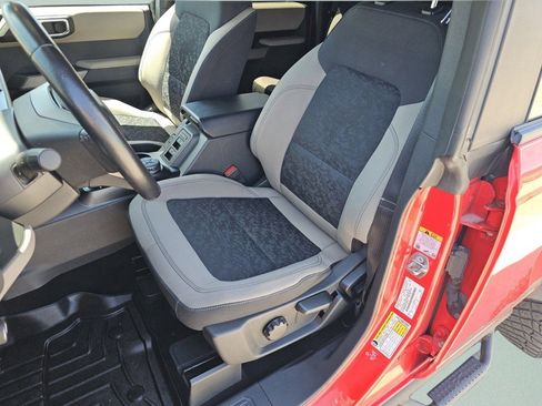 Used 2023 Ford Bronco Wildtrak AWD/4WD image 6