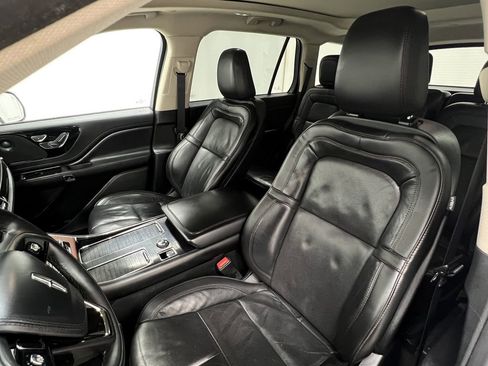 Used 2022 Lincoln Aviator Reserve w/ Equipment Group 201A AWD/4WD image 16