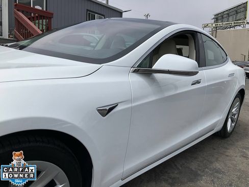 Used 2018 Tesla Model S 75D AWD/4WD image 95