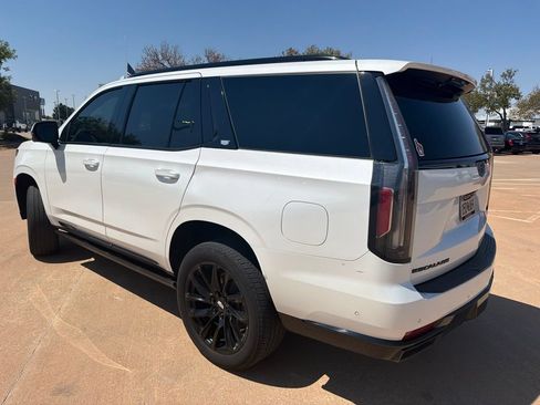 Used 2021 Cadillac Escalade Sport w/ Driver Assist Tech Package AWD/4WD image 2