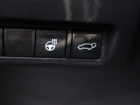 Certified 2021 Toyota RAV4 XLE w/ Convenience Package AWD/4WD image 28