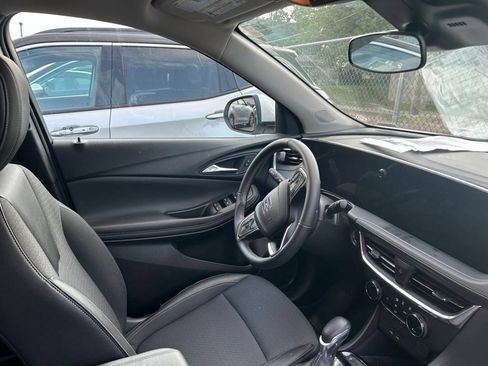Used 2025 Buick Encore GX Preferred FWD image 8