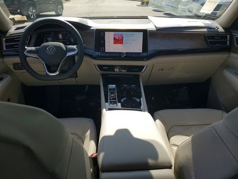 New 2026 Volkswagen Atlas SE FWD image 13