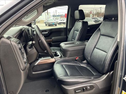 Used 2021 Chevrolet Silverado 1500 LT Trail Boss w/ Convenience Package II image 10