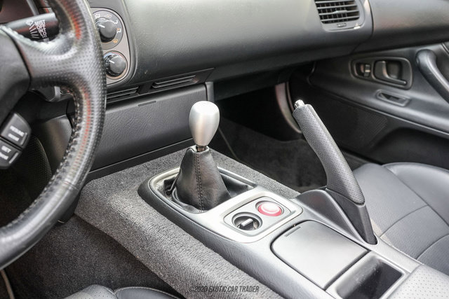 Used 2000 Honda S2000 image 34