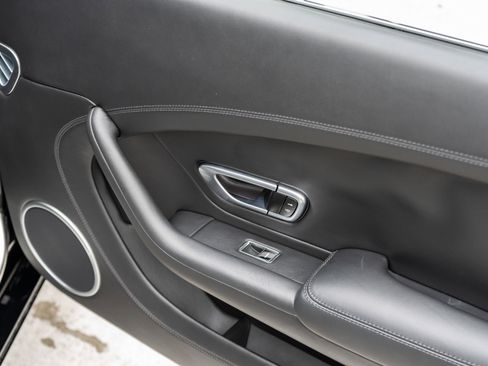 Used 2016 Bentley Continental GT image 34