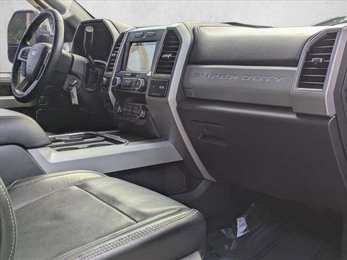 Used 2019 Ford F250 Lariat w/ Lariat Value Package image 20