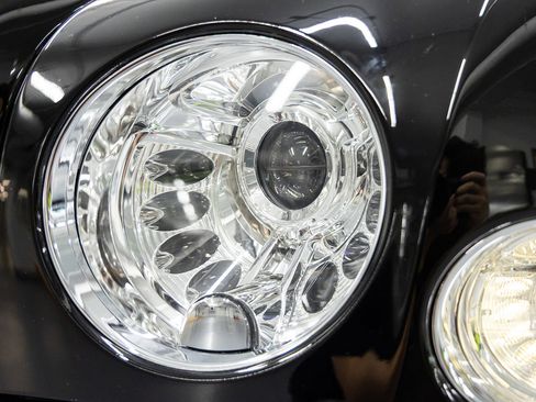 Used 2016 Bentley Mulsanne RWD image 12