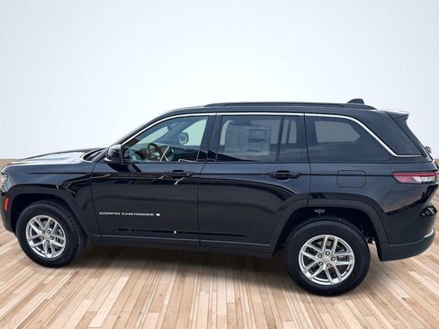 New 2025 Jeep Grand Cherokee Laredo X w/ Luxury Tech Group I image 10