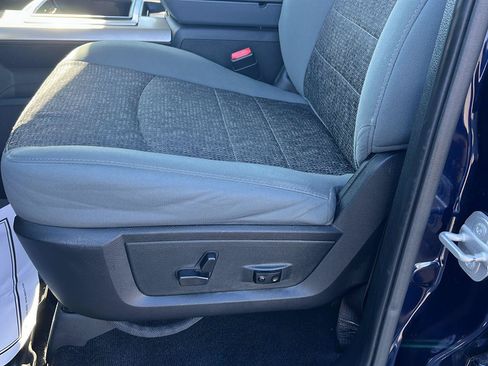 Used 2014 RAM 1500 Big Horn RWD image 22