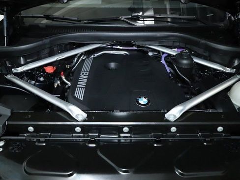 Certified 2024 BMW X6 xDrive40i w/ Premium Package image 37