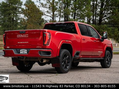 Used 2024 GMC Sierra 2500 AT4 w/ AT4 Premium Plus Package AWD/4WD image 7