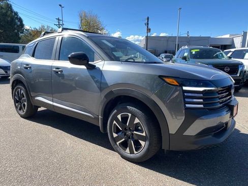 New 2026 Nissan Kicks SV w/ SV Premium Package image 7