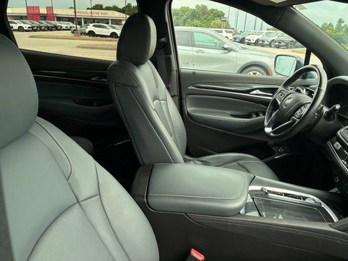 Used 2023 Buick Enclave Essence w/ LPO, Floor Liner Package FWD image 20