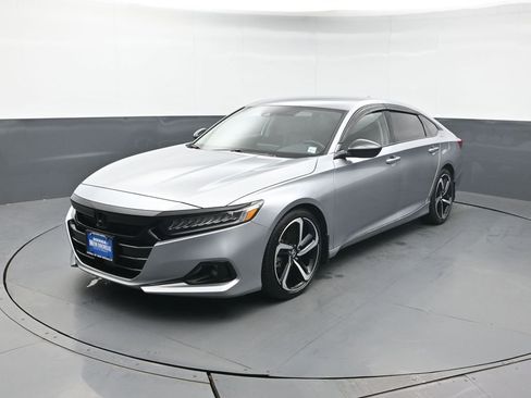 Used 2022 Honda Accord Sport Special Edition image 6