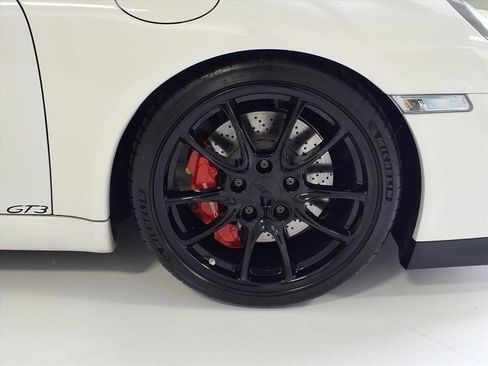 Used 2007 Porsche 911 GT3 image 22