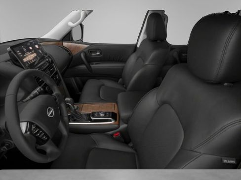 Used 2024 Nissan Armada SL image 6