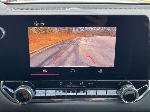 New 2026 GMC Canyon Elevation w/ Convenience Package image 13