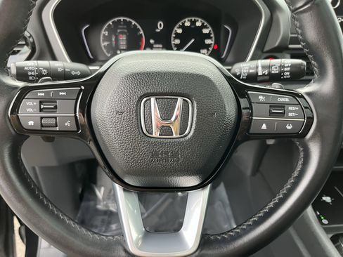 Certified 2023 Honda Pilot Touring image 20