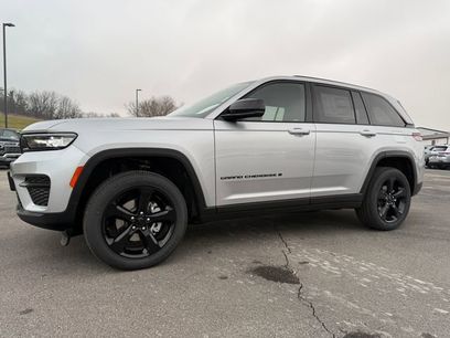 New 2025 Jeep Grand Cherokee Altitude