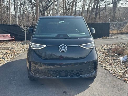 New 2025 Volkswagen ID. Buzz Pro S image 8