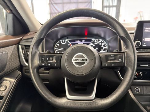 Used 2021 Nissan Rogue S image 21