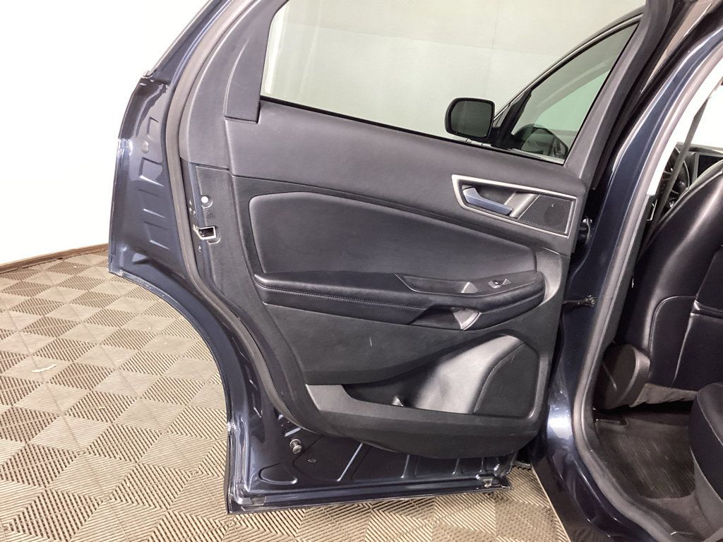 Used 2023 Ford Edge SEL w/ Convenience Package AWD/4WD image 13