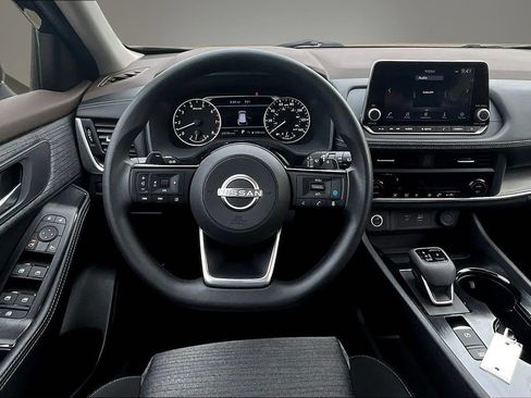 Certified 2023 Nissan Rogue SV AWD/4WD image 8