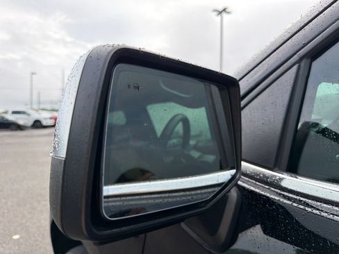 Used 2025 Chevrolet Silverado 1500 High Country w/ High Country Premium Package AWD/4WD image 27