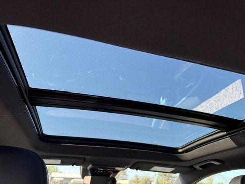 New 2026 Chevrolet Equinox EV LT image 6