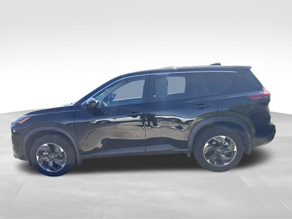 Used 2026 Nissan Rogue SV AWD/4WD image 4