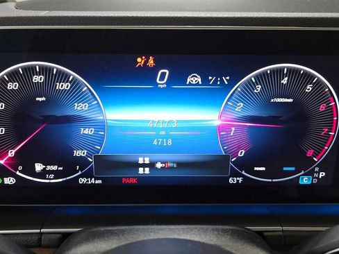Used 2026 Mercedes-Benz GLS 450 4MATIC image 31