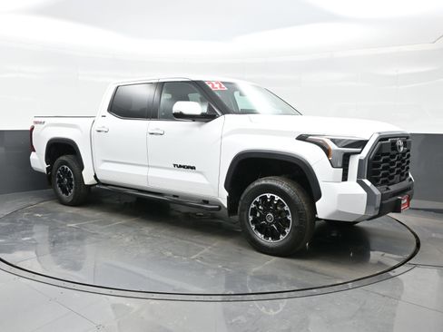 Used 2022 Toyota Tundra SR5 w/ TRD Off-Road Premium Package image 8